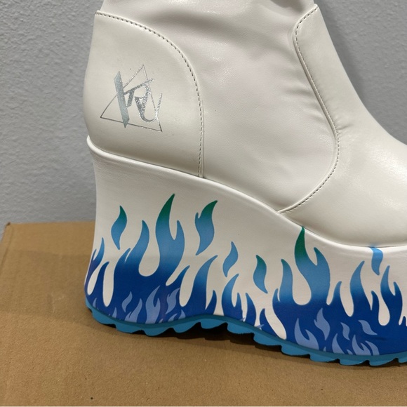 NWT YRU Y.R.U. White Zen Flame Boots blue fire knee high platform gogo - Picture 11 of 11
